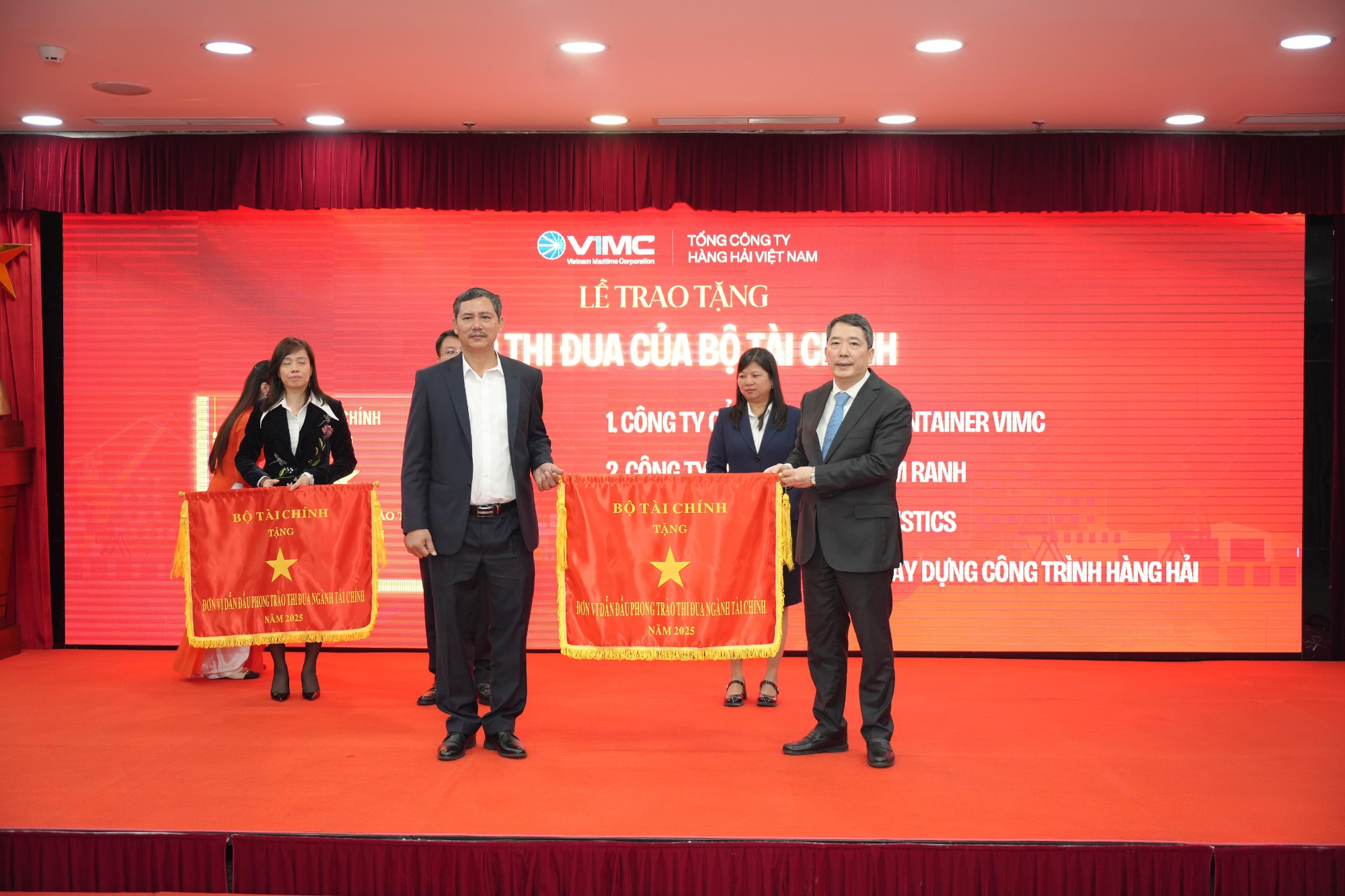 CẢNG CAM RANH – DẤU ẤN VINH DANH 2025