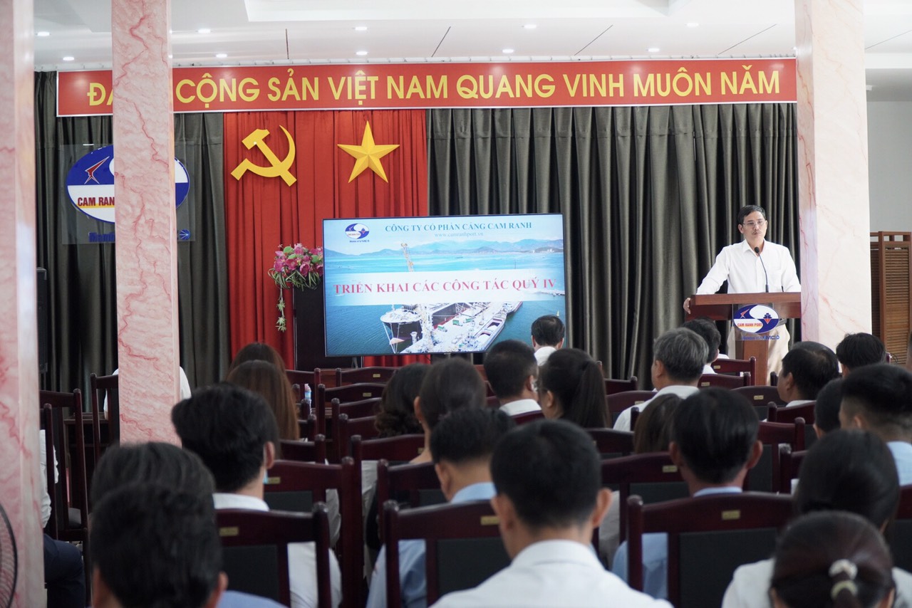 Cảng Cam Ranh tổ chức hội nghị phát động phong trào thi đua quý IV kết hợp truyền thông nội bộ với chủ đề “Cải tiến Kaizen” năm 2022